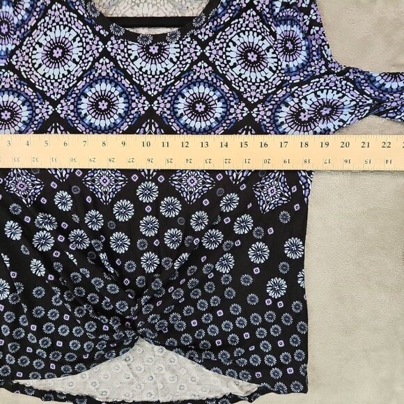 Style & Co Twist Front Top Womens Size PM Black Blue Floral Rayon Stretch Knit - Picture 7 of 7